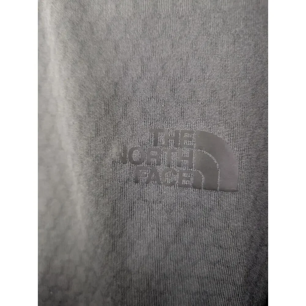 The North FaceUltra-Warm Poly Crew Gray Long Sleeve Top - Men's Size M